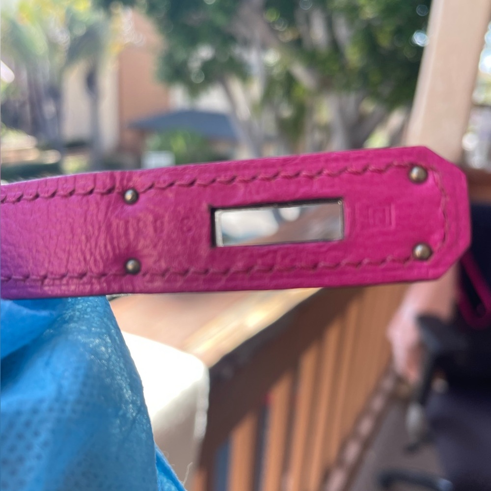 ♥️SOLD!💃🏽 AUTHENTIC HERMES Kelly 35cm Verso ROUGE & Pink Rose Tyrian Leather - Picture 3 of 9